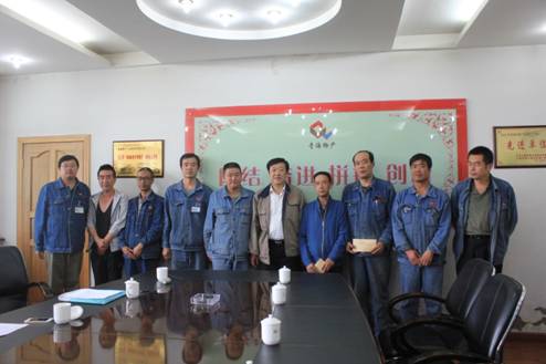 青海物產集團黨委開展慶祝建黨95周年，走訪慰問